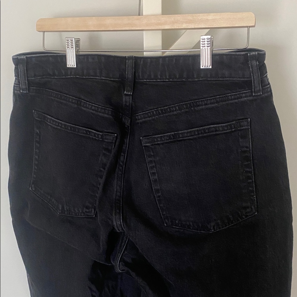 A&F High Rise Jean - Picture 5 of 7